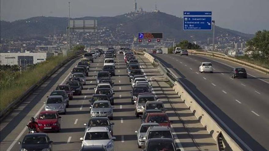 La primera operación de tráfico del verano movilizará a 325.000 vehículos en Aragón
