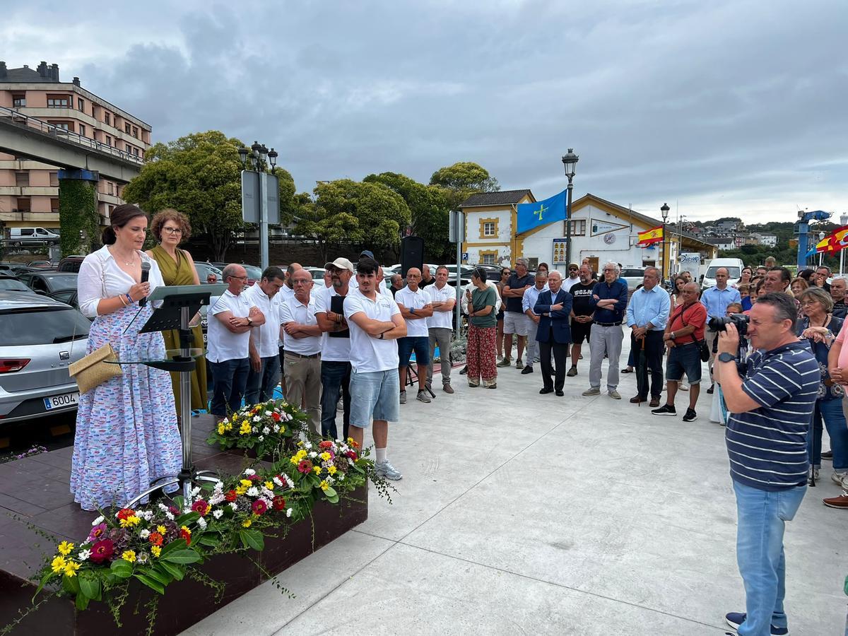 Momento de las intervenciones durante el acto de homenaje.