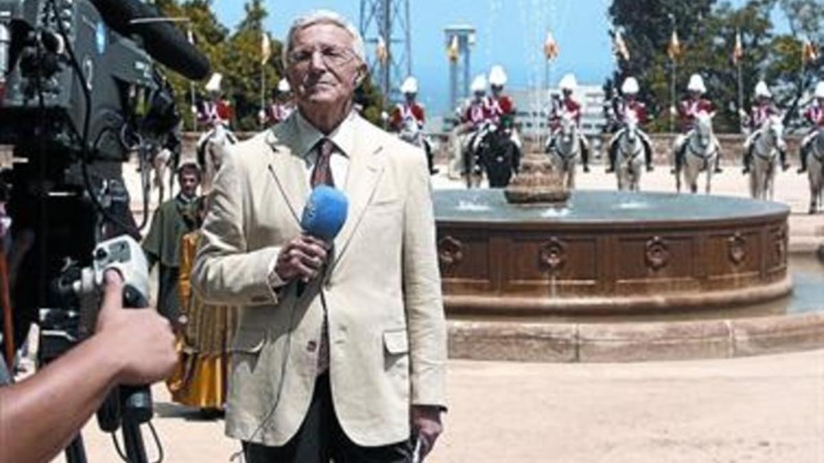 José Luis Barcelona, ayer, bajo un sol de justicia, reviviendo la inauguración de TVE en Catalunya en 1959.