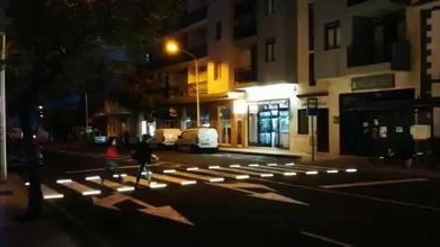 Así es el primer paso de peatones inteligente de Canarias