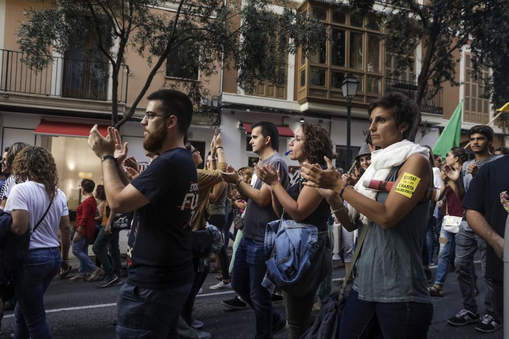 Manifestación contra la masificación turística