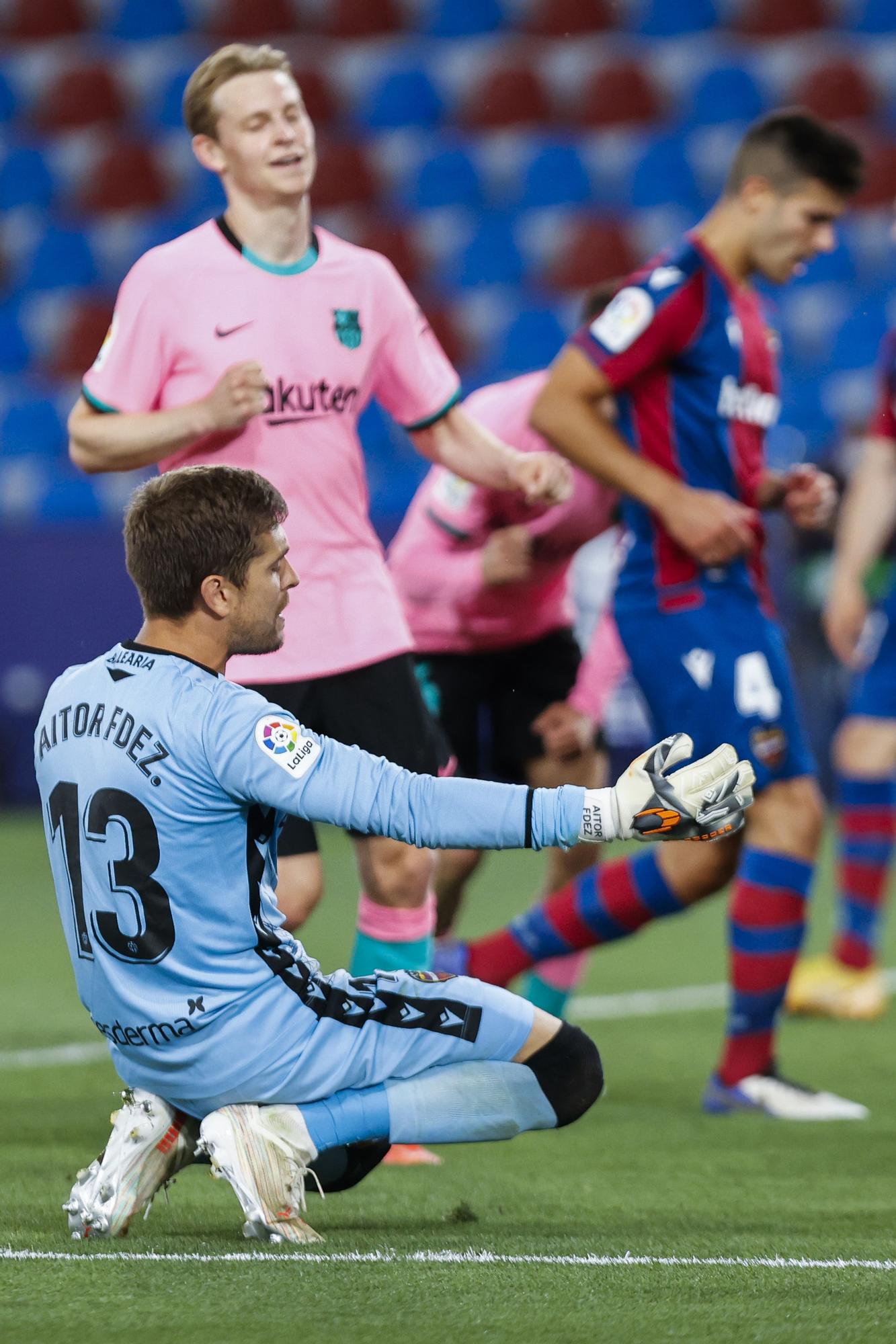 Las imágenes del empate entre el Levante y Barcelona en el Ciutat de València