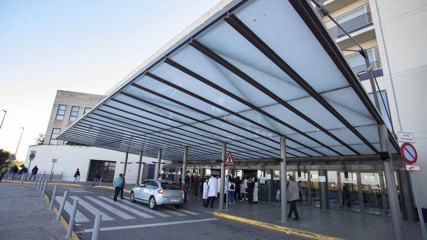 El hospital de Alzira ofrecerá el servicio de prensa en la cafetería