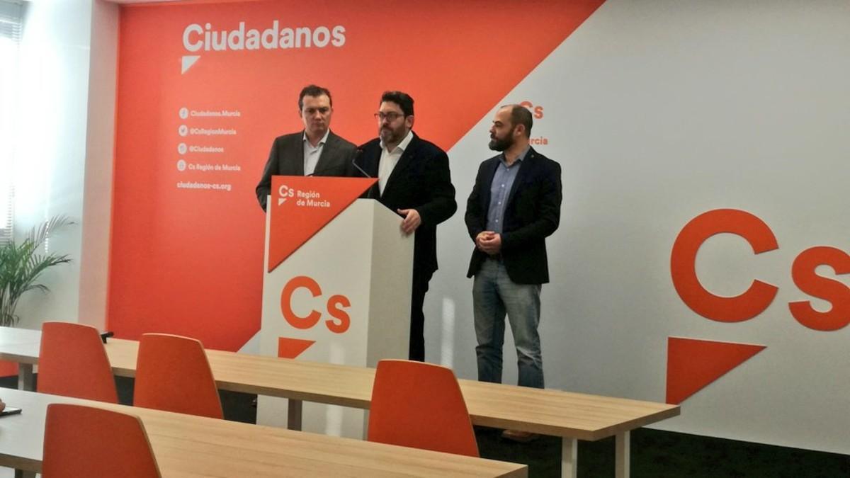 No recolzarà els pressupostos si el PP no aparta Pilar Barreiro.