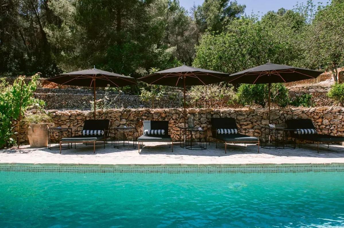 Así es una casa payesa del siglo XIX autosuficiente a la venta en Ibiza