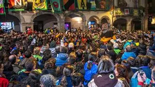 El Carnaval de Solsona torna a fer esclatar l’alegria a la plaça Major