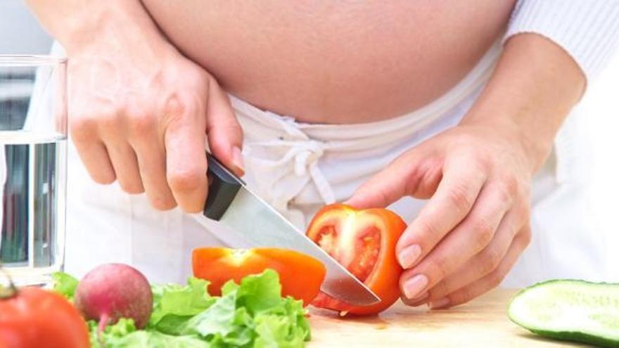 La alimentación durante el embarazo puede ser la clave para saber el origen del asma.