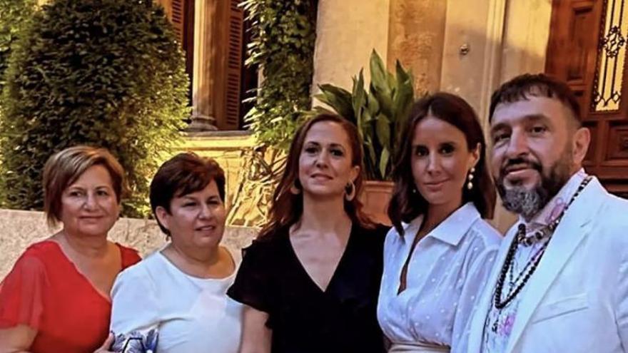 «La promoción de Doña Letizia para la moda de Ibiza es impagable»