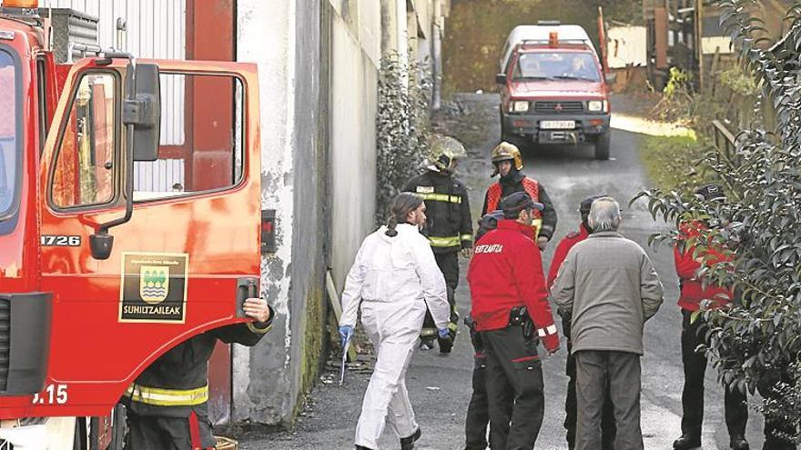 Incendio intencionado en andoain con un muerto