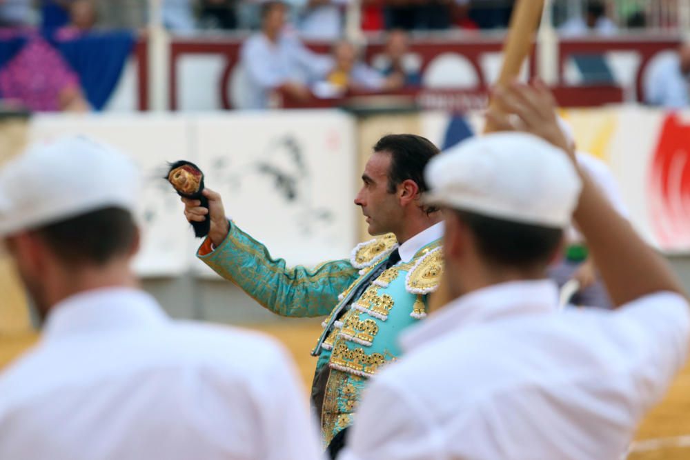 Enrique Ponce corta cuatro orejas