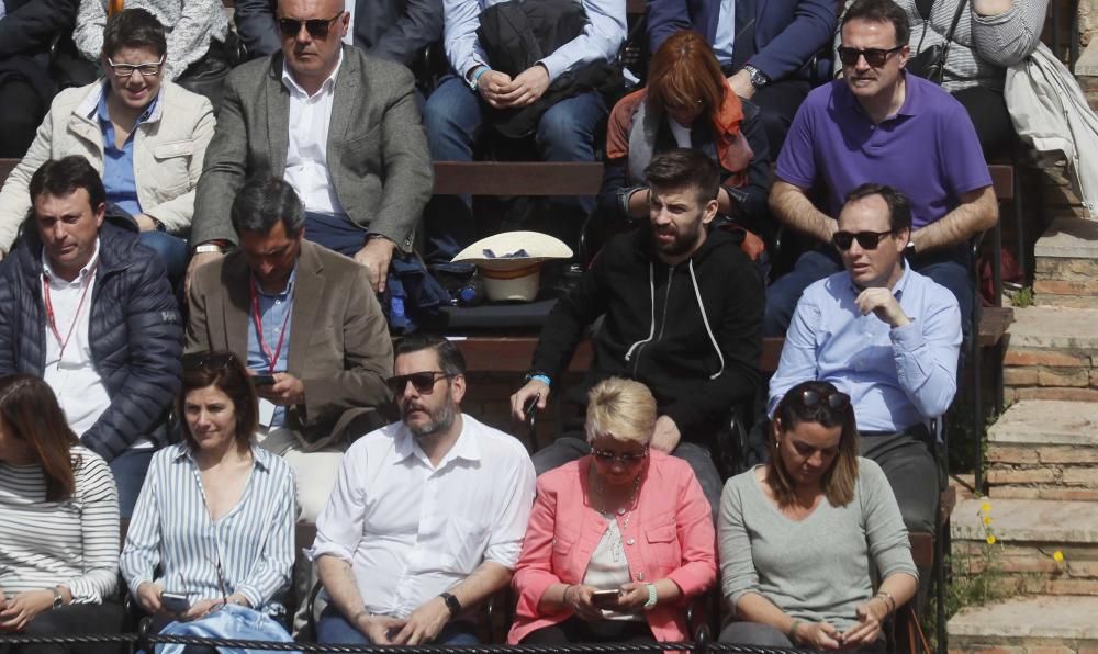 Caras conocidas en la plaza de toros de Valencia