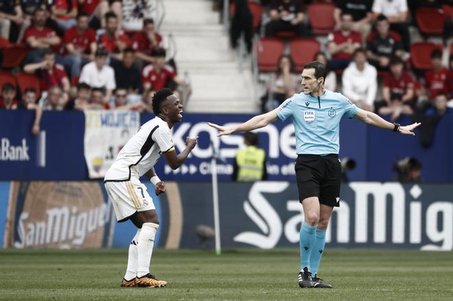 Osasuna  vs  Real Madrid