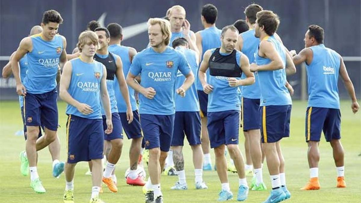 La plantilla del FC Barcelona en un entrenamiento de la pretemporada 2015-16