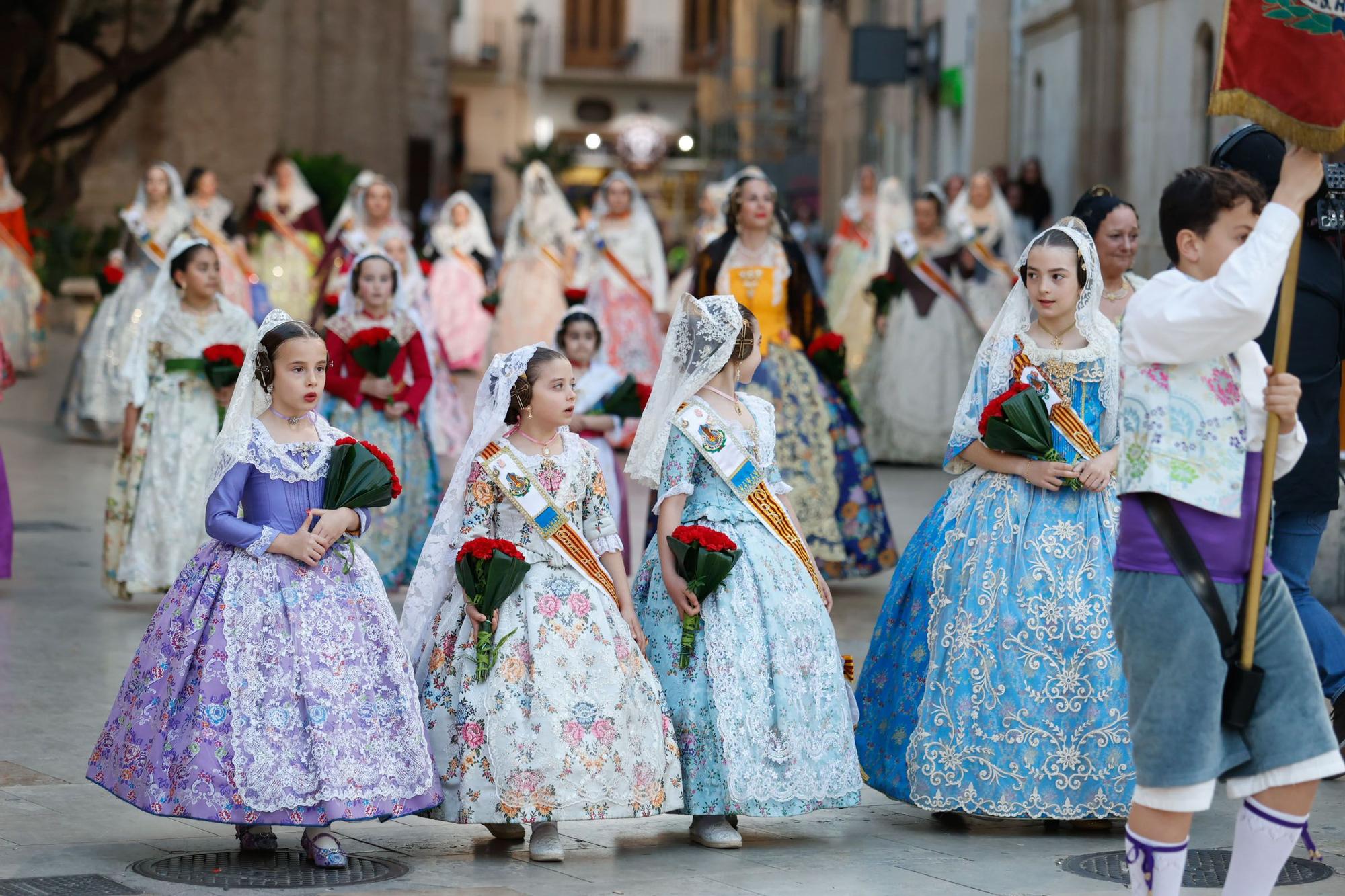 Búscate en el primer día de la Ofrenda en la calle San Vicente entre las 18:00 y las 19:00