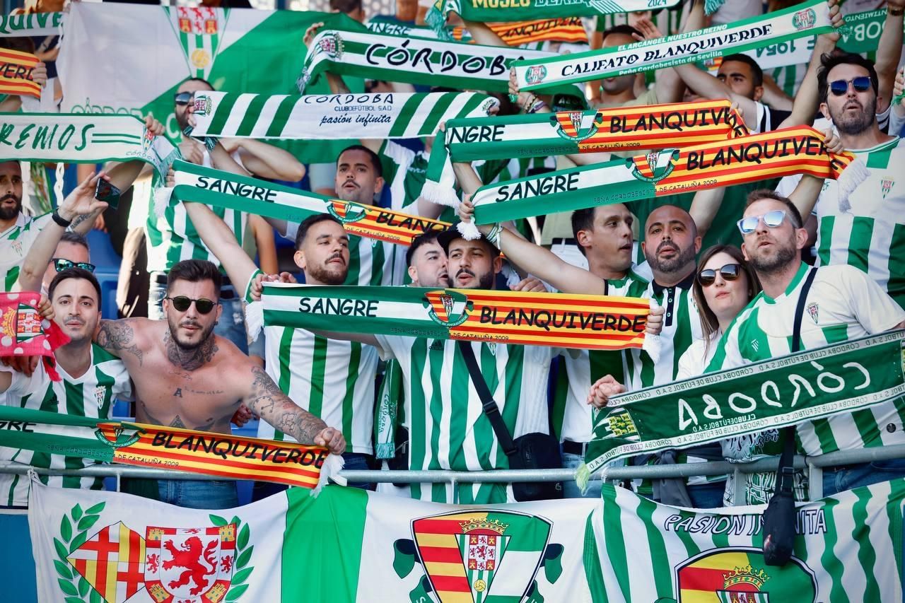 Barcelona B-Córdoba CF | La afición cordobesista, en imágenes