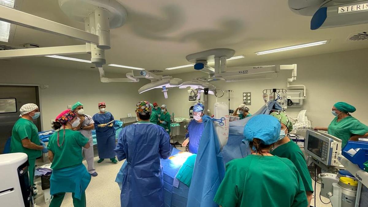 Una cirugía en el hospital de Gandia