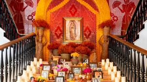 Foto de El altar de los muertos en la Casa de México.