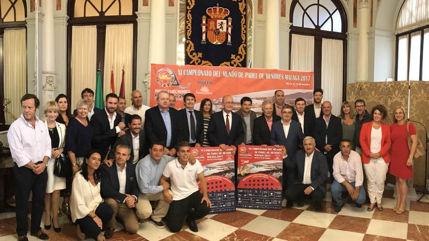 La presentación del Mundial de pádel de menores, en el Ayuntamiento de Málaga.