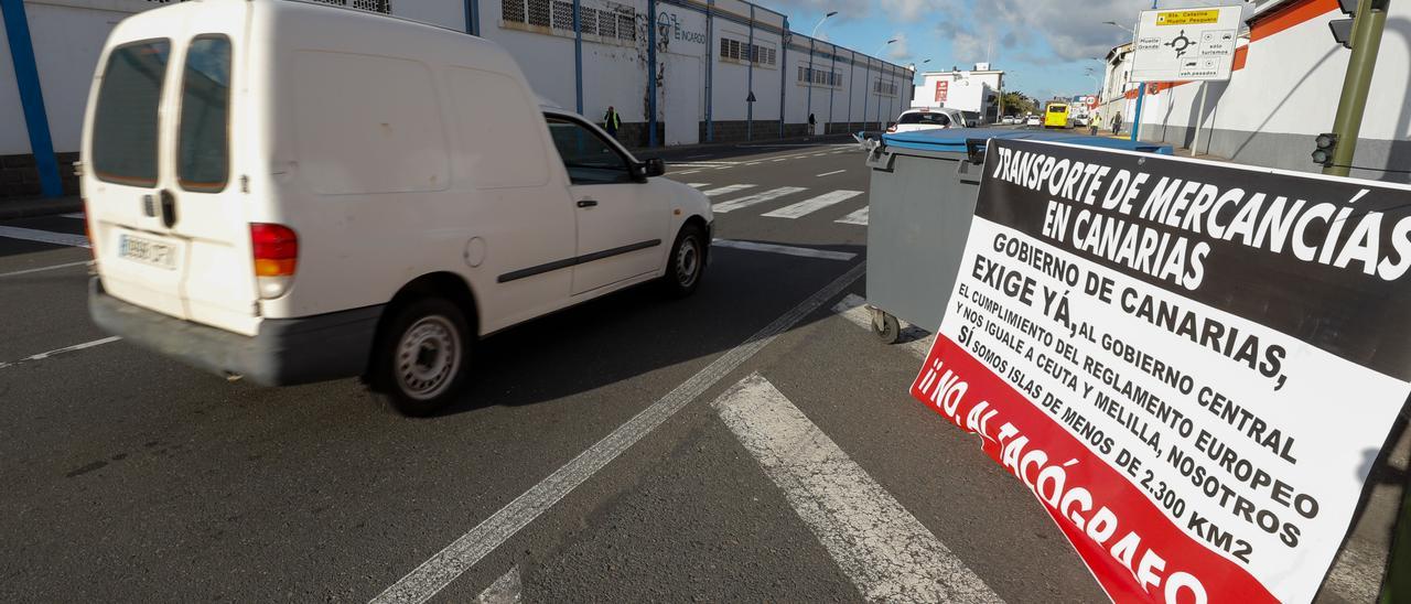 Huelga Transportes: El transporte da una tregua al Gobierno y suspende el  paro en toda Canarias