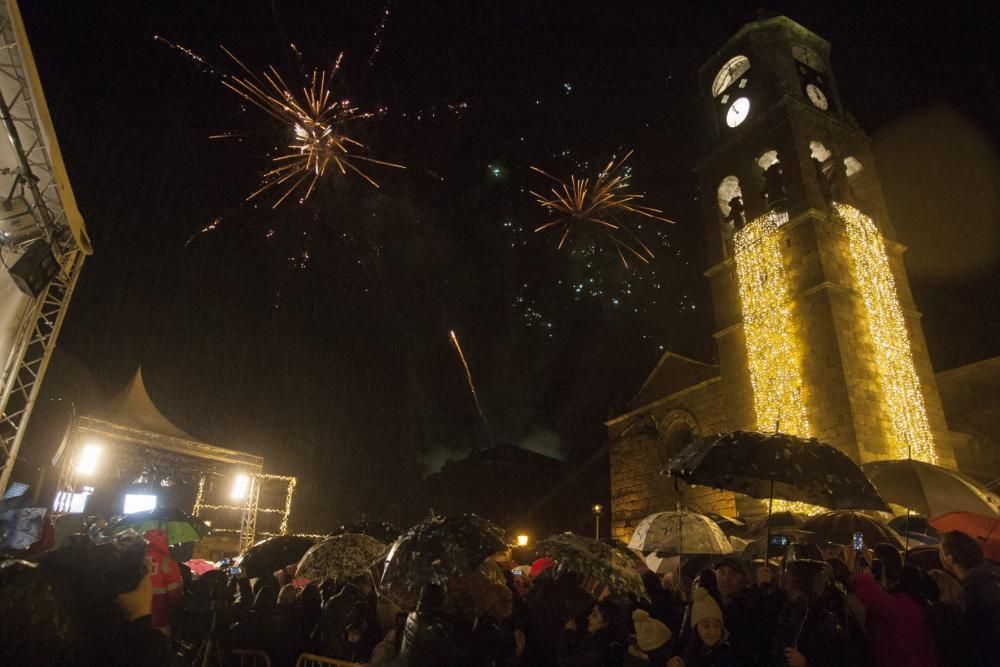 Encendido de las luces en Puebla de Sanabria.