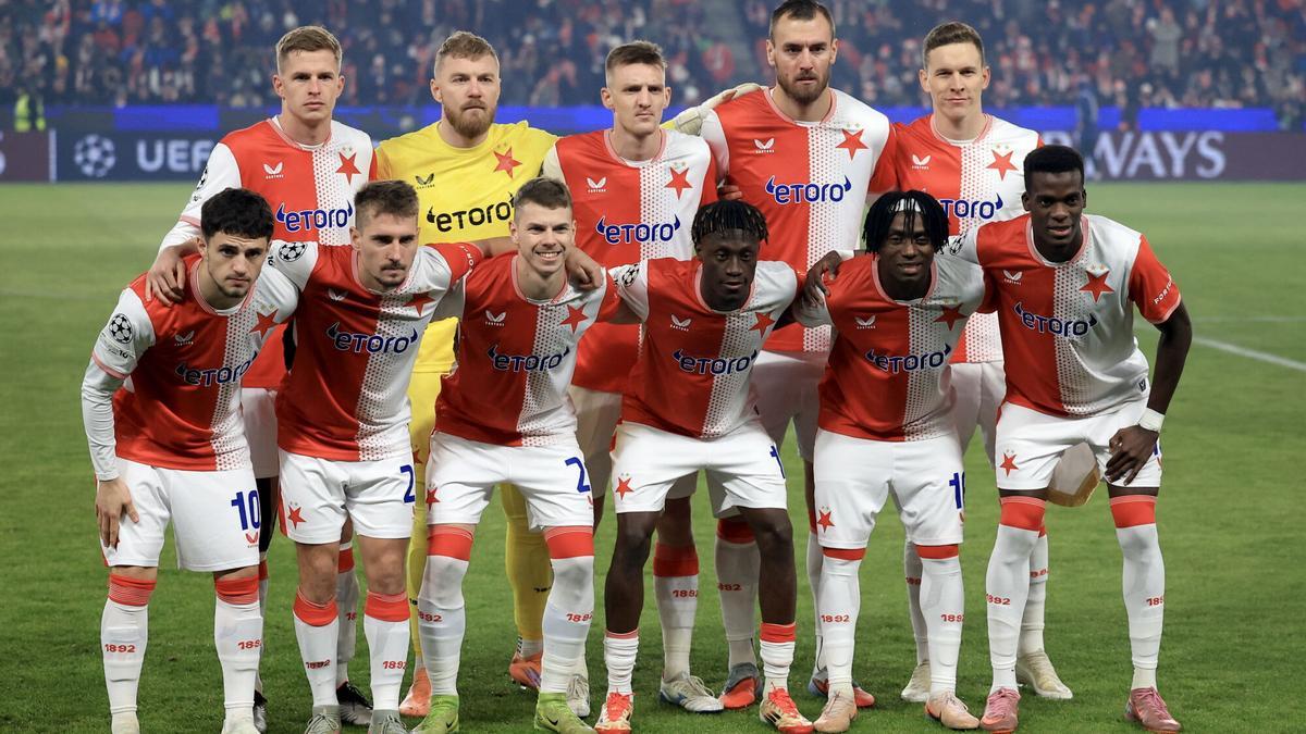 Los errores del Slavia Praga lo condenan en su visita a Londres