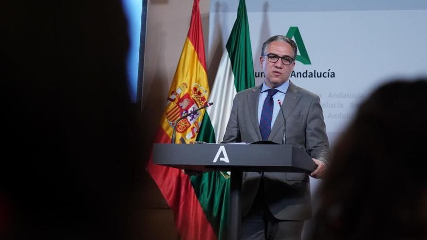 El consejero de la Presidencia, Elías Bendodo, durante la comparecencia posterior a la reunión del Consejo de Gobierno de la Junta.