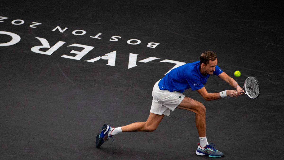 Medvedev guía a Europa en la Laver Cup