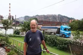 En imágenes: Los vecinos de Carreño, unidos contra el tránsito de camiones con mercancías peligrosas por Aboño