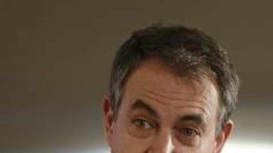 Zapatero: «El Consell es ejemplo de buen gobierno y de lucha contra la exclusión»