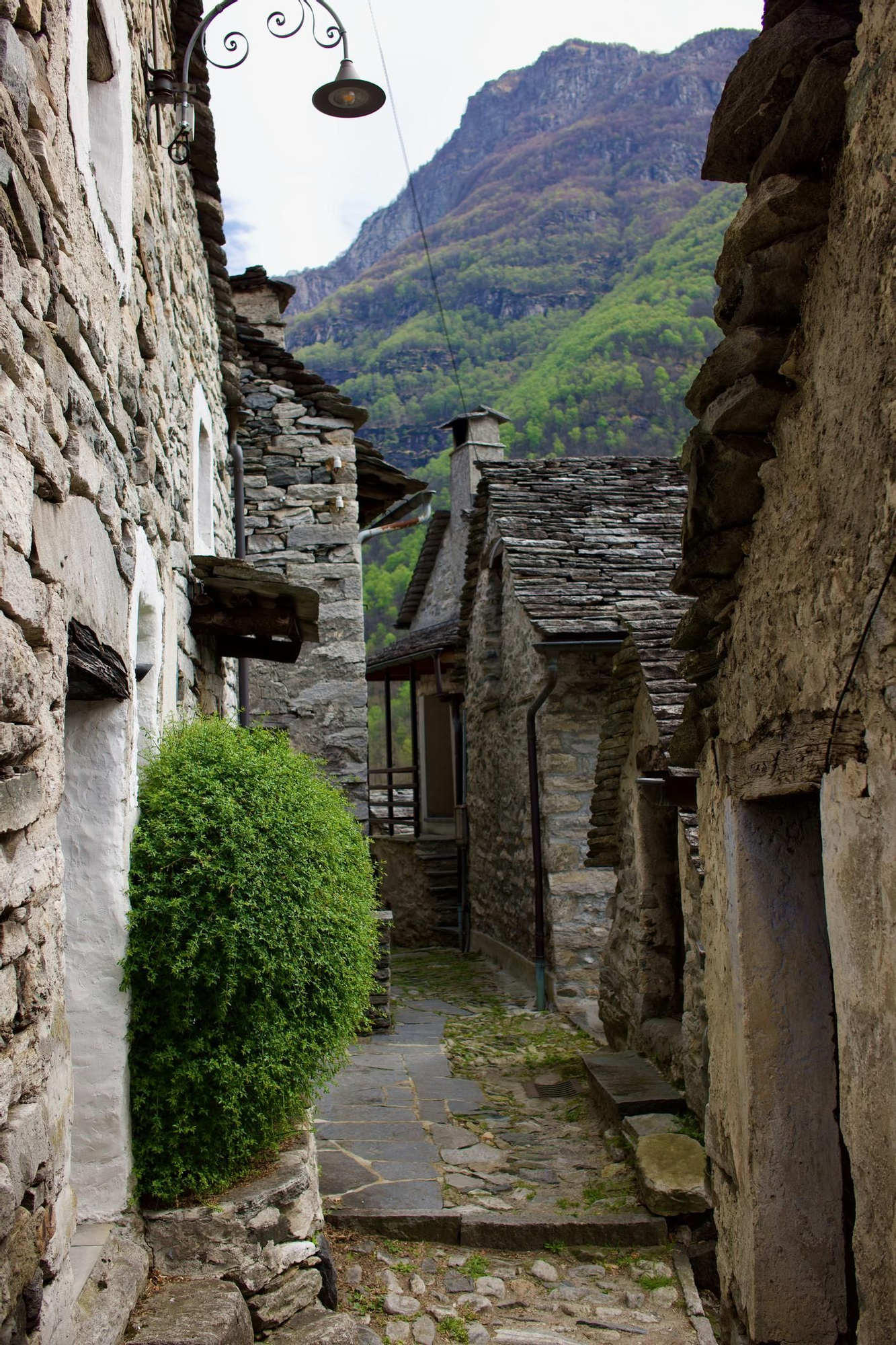 Calles empedradas de Corippo