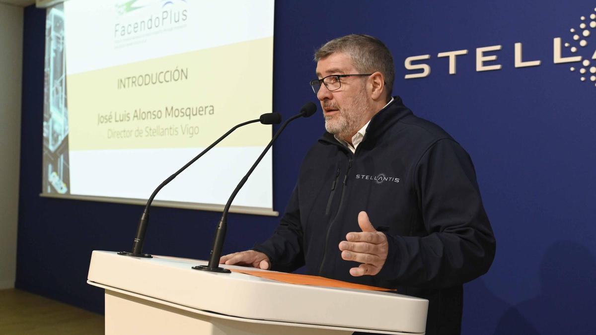 Jose Luis Alonso Mosquera, durante la presentación de los avances de FacendoPlus en Stellantis Vigo