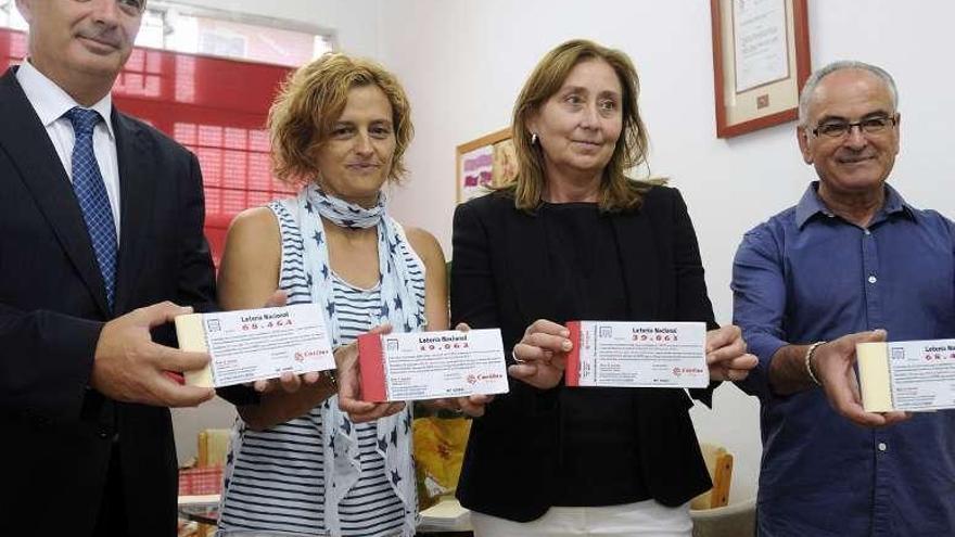 Presentación, ayer, de los talonarios de lotería.