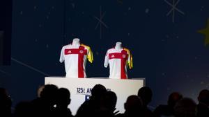 La camiseta de edición limitada para conmemorar el 125º aniversario de la FCF.