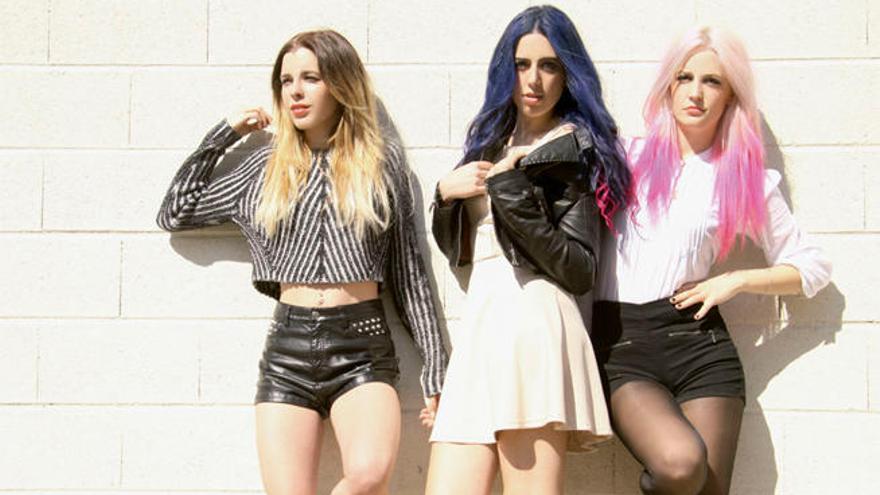 Alba, Rocío y Sonia, las tres componentes de Sweet California // Sweet California