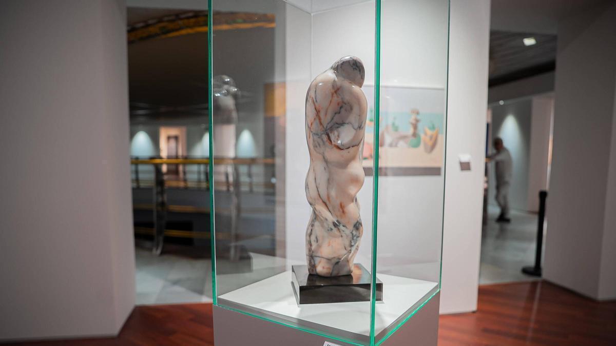La Colección de Arte Galego, en Casa das Artes, integra 69 pinturas y esculturas.