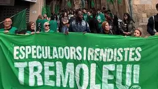 La PAHC atura el desnonament de la Lucelia i el seu fill menor a Manresa