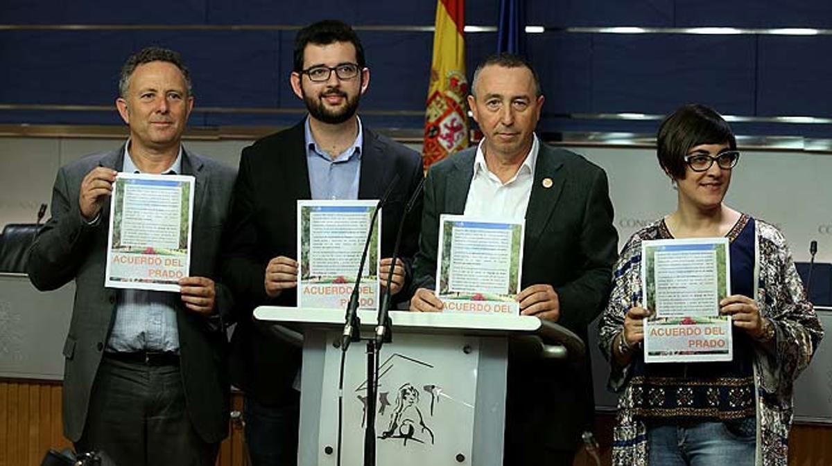 Compromís aposta per un govern d’esquerres amb Pedro Sánchez al capdavant.