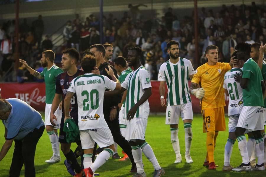 El Córdoba CF salva un punto ante el Yeclano