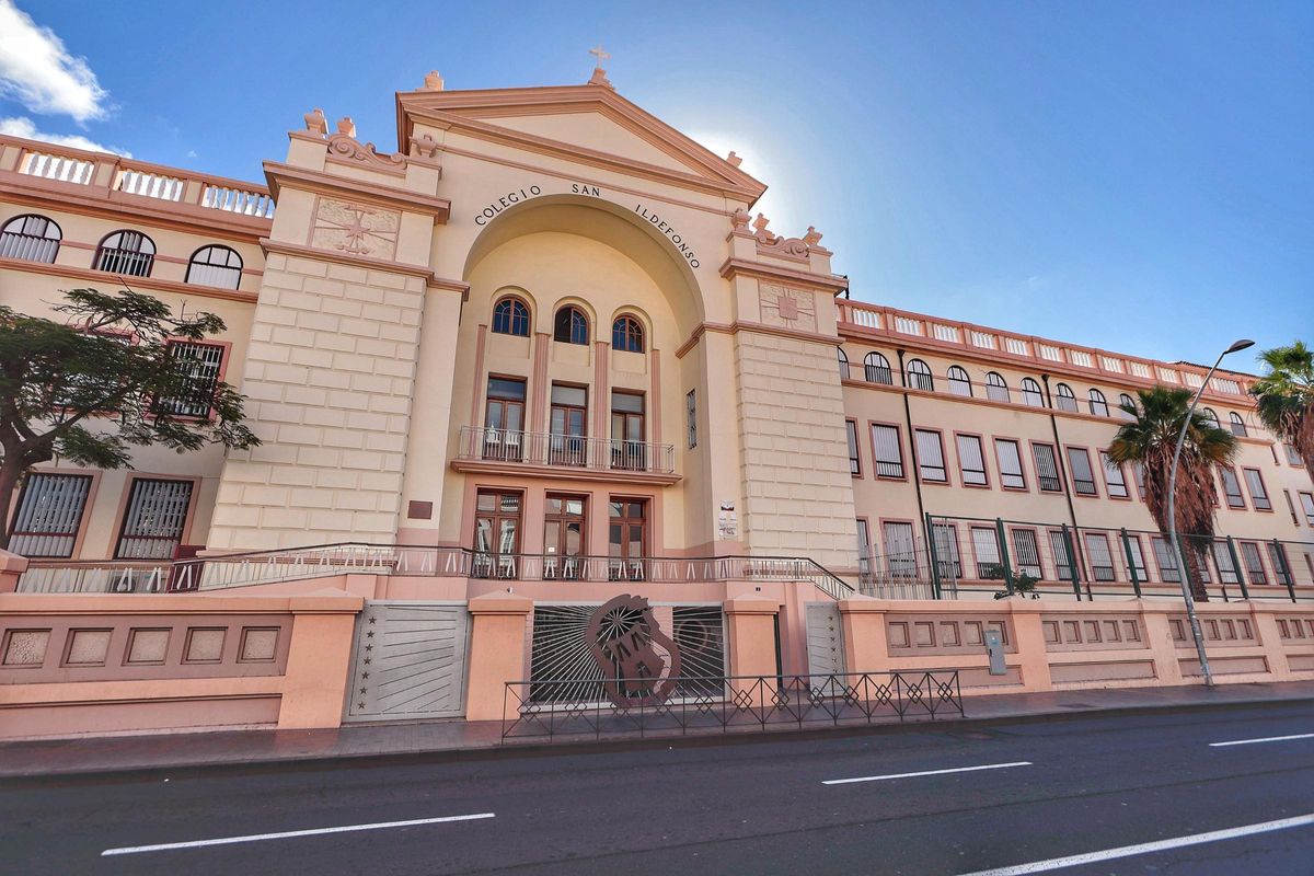 Facade of the La Salle San Ildefonso School in Santa Cruz de Tenerife.