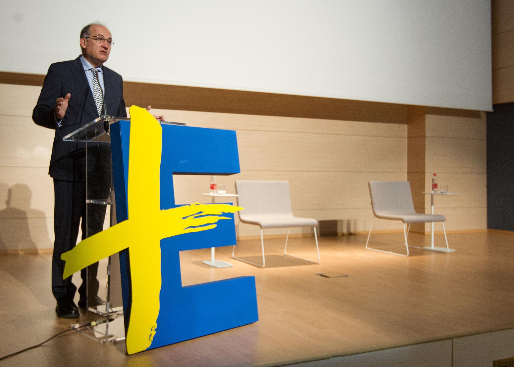 Joan Calabuig en el Foro +Europa: «El turismo y los sectores tradicionales tendrán el apoyo de los fondos europeos»