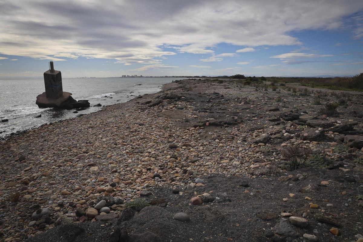 Vista del tramo sur de la playa del Grau Vell.