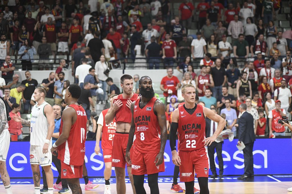 Todas las imágenes de la semifinal de la Supecopa entre el UCAM Murcia y el Unicaja