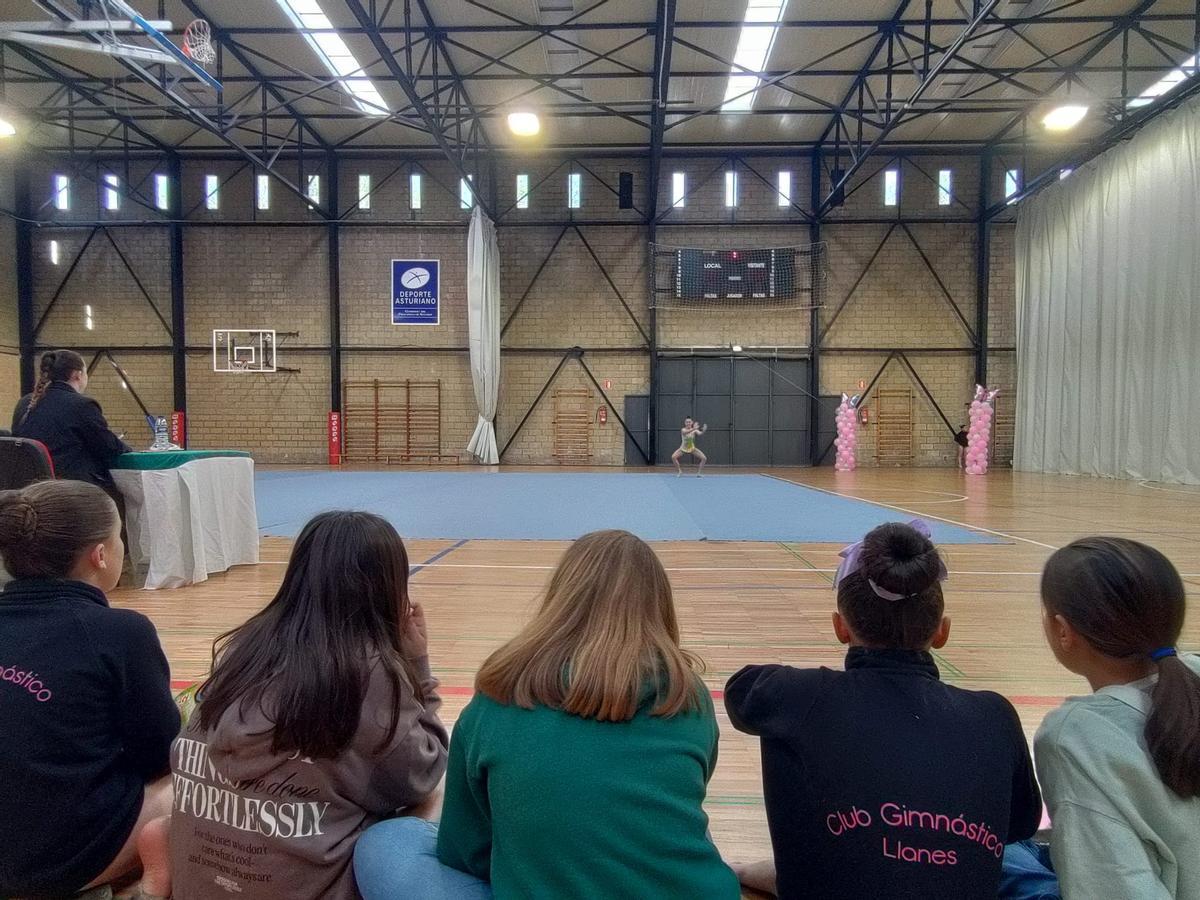 V Trofeo de Gimnasia Rítmica "Concejo de Llanes" V Trofeo de Gimnasia Rítmica "Concejo de Llanes"
