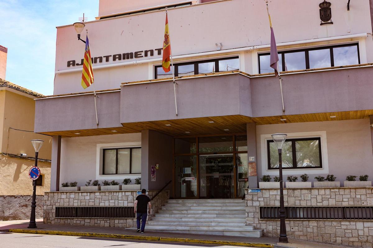 Fachada del Ayuntamiento de Ibi.
