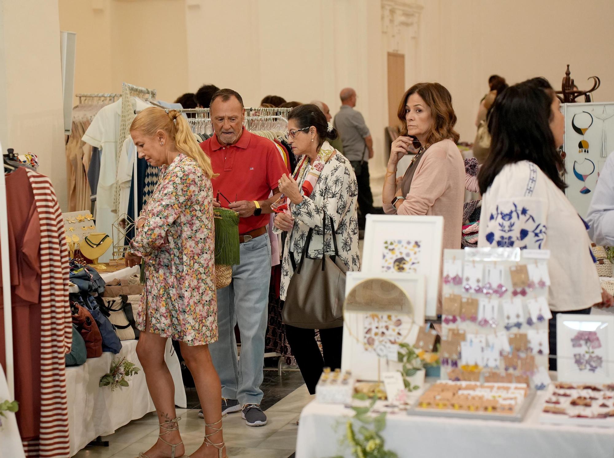 Inauguración del Mercadillo Solidario "por el Alzheimer"