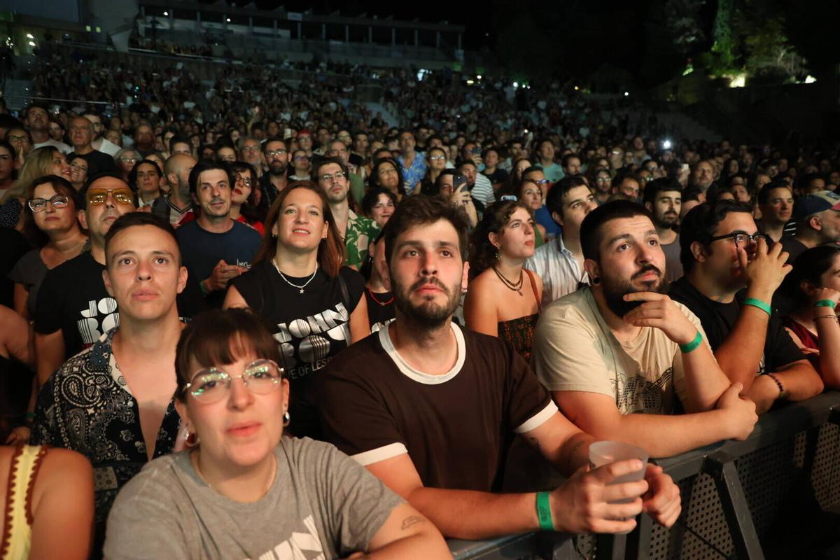 El indie enciende la primera noche del Festival de la Guitarra