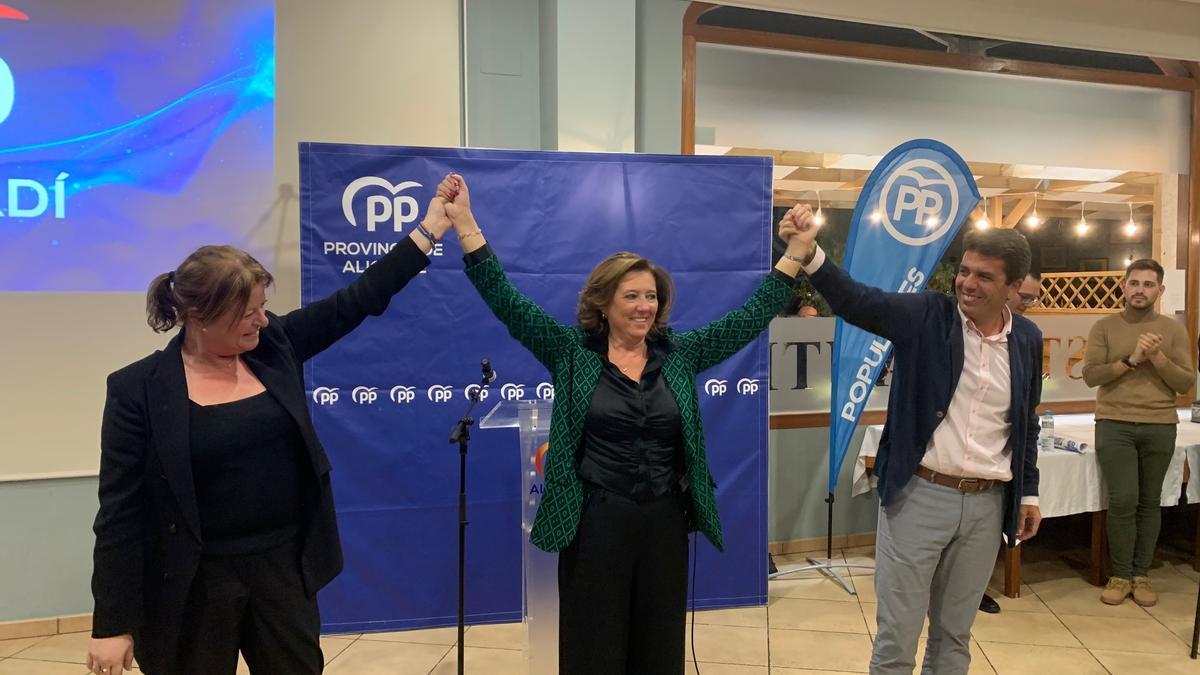 Ana Serna, María Gómez y Carlos Mazón en el acto de presentación oficial de la candidatura