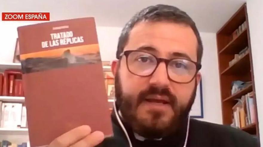 El cura &#039;exorcista&#039; de Cáceres presume de &#039;converso&#039;: &quot;Me borré del PSOE y me fui con Jesucristo&quot;