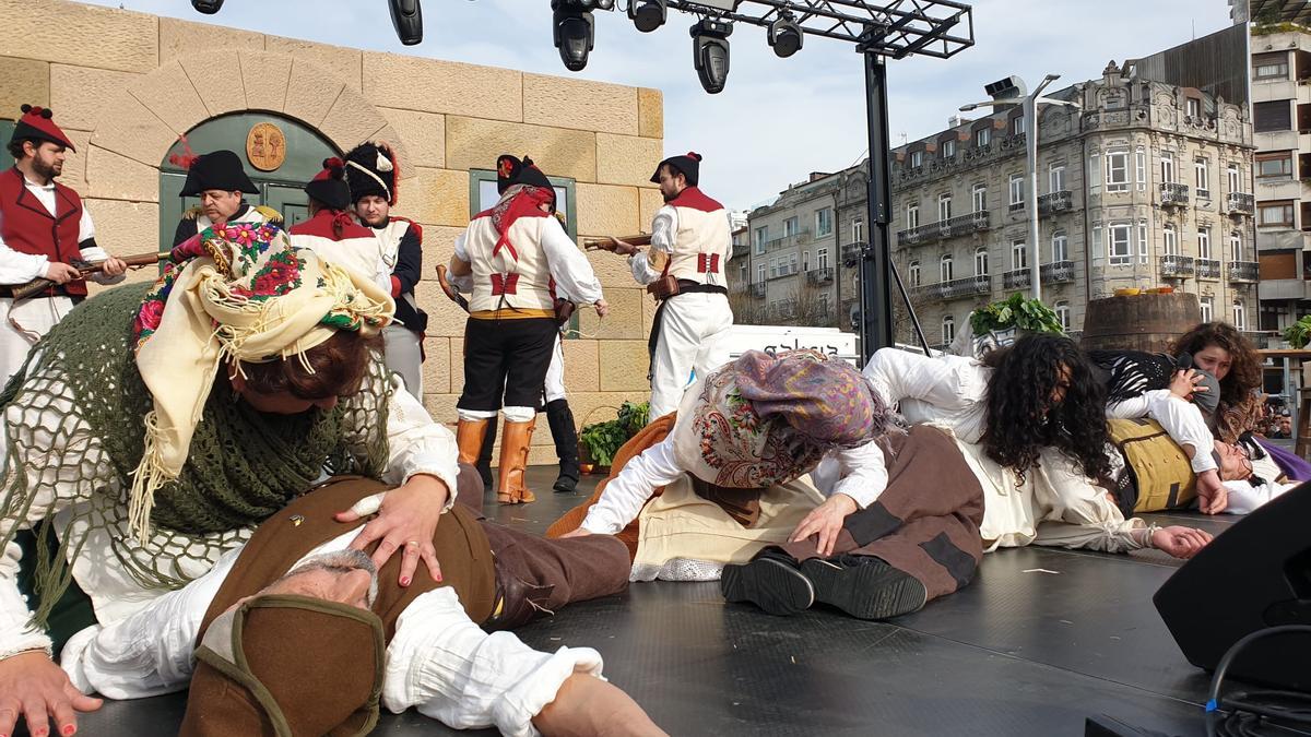 Los vigueses colapsan las calles del Casco Vello en el día grande de la Reconquista