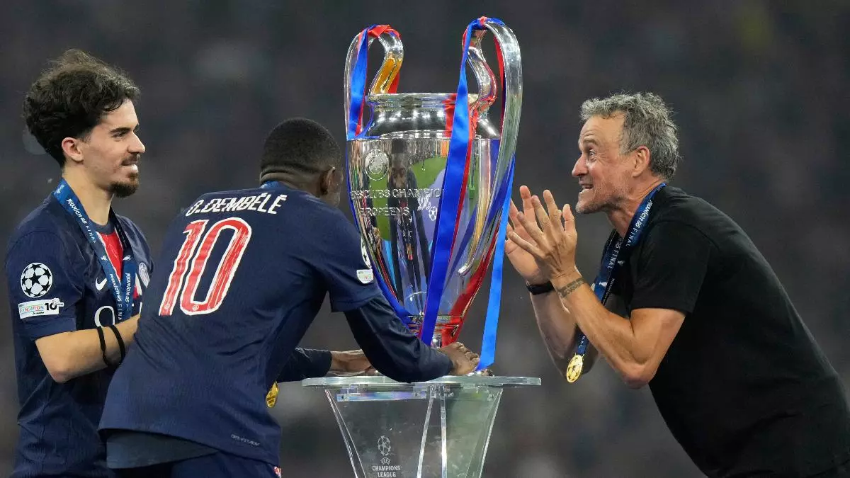 Luis Enrique: "Demb谷l谷 siempre ha sido un fen車meno, es un l赤der"